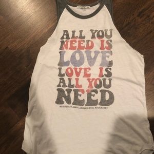 Junk food muscle tee love medium